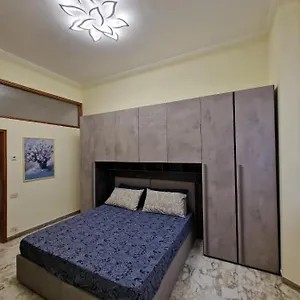 https://in-pieno-centro-storico-antico-quadrilatero.emilia-romagnahotels.net