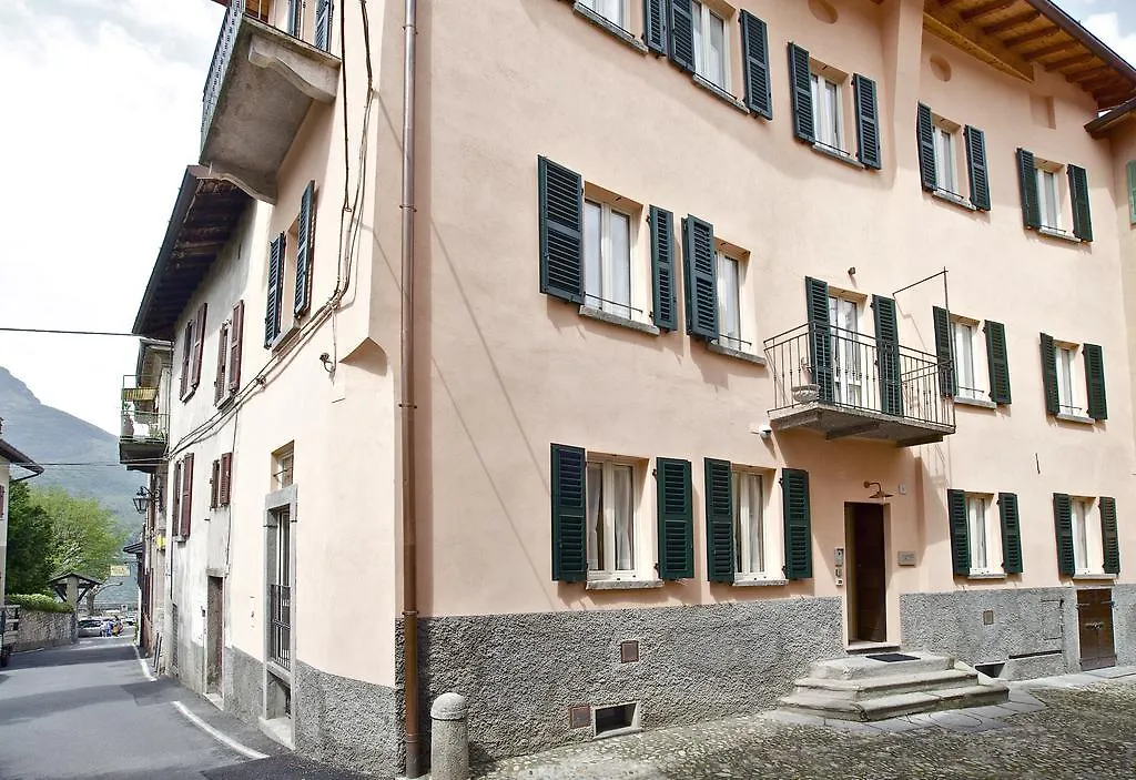 Locanda Della Maria Bellagio 2*,  Italy